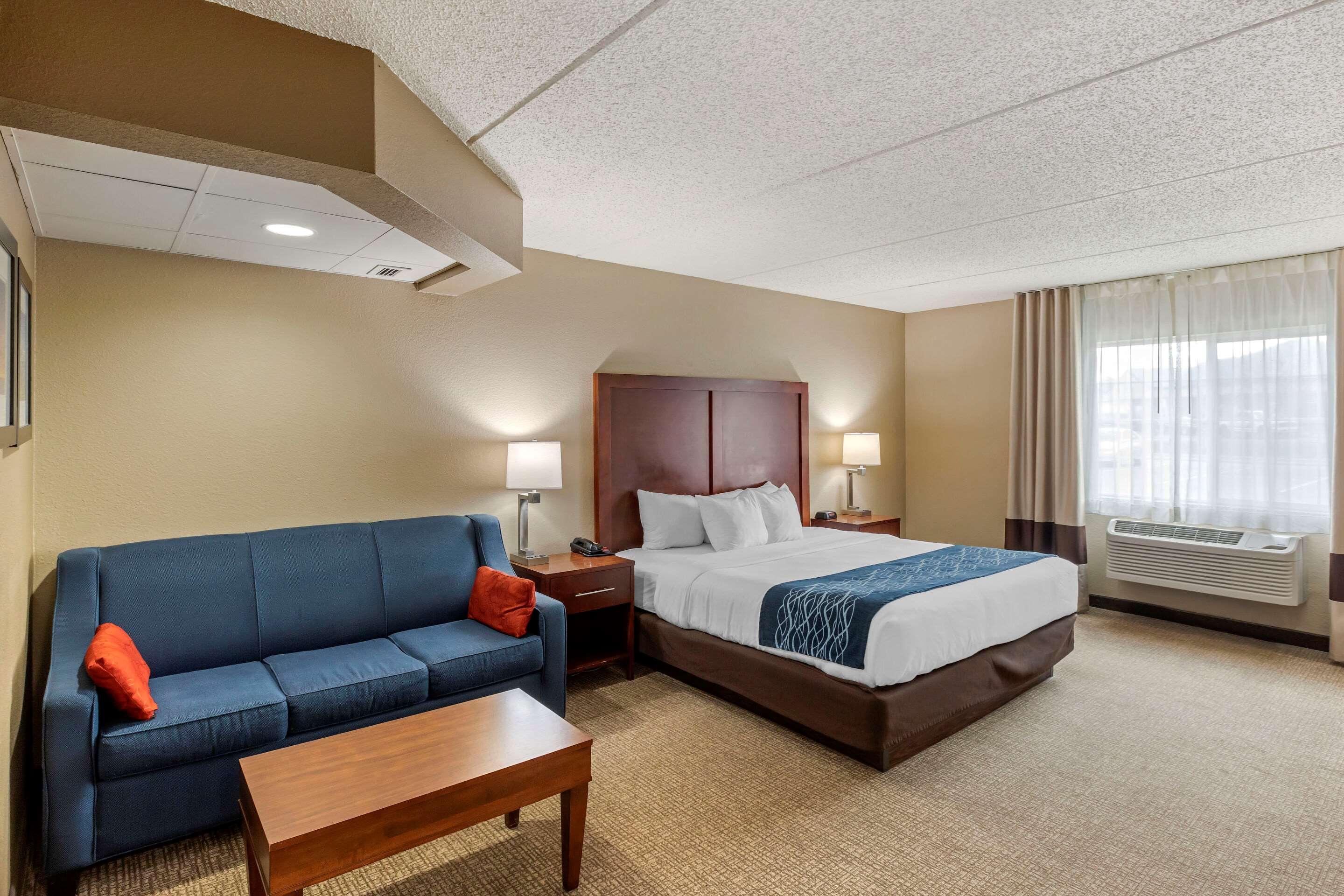 Comfort Inn&Suites Jackson - West Bend Exterior foto