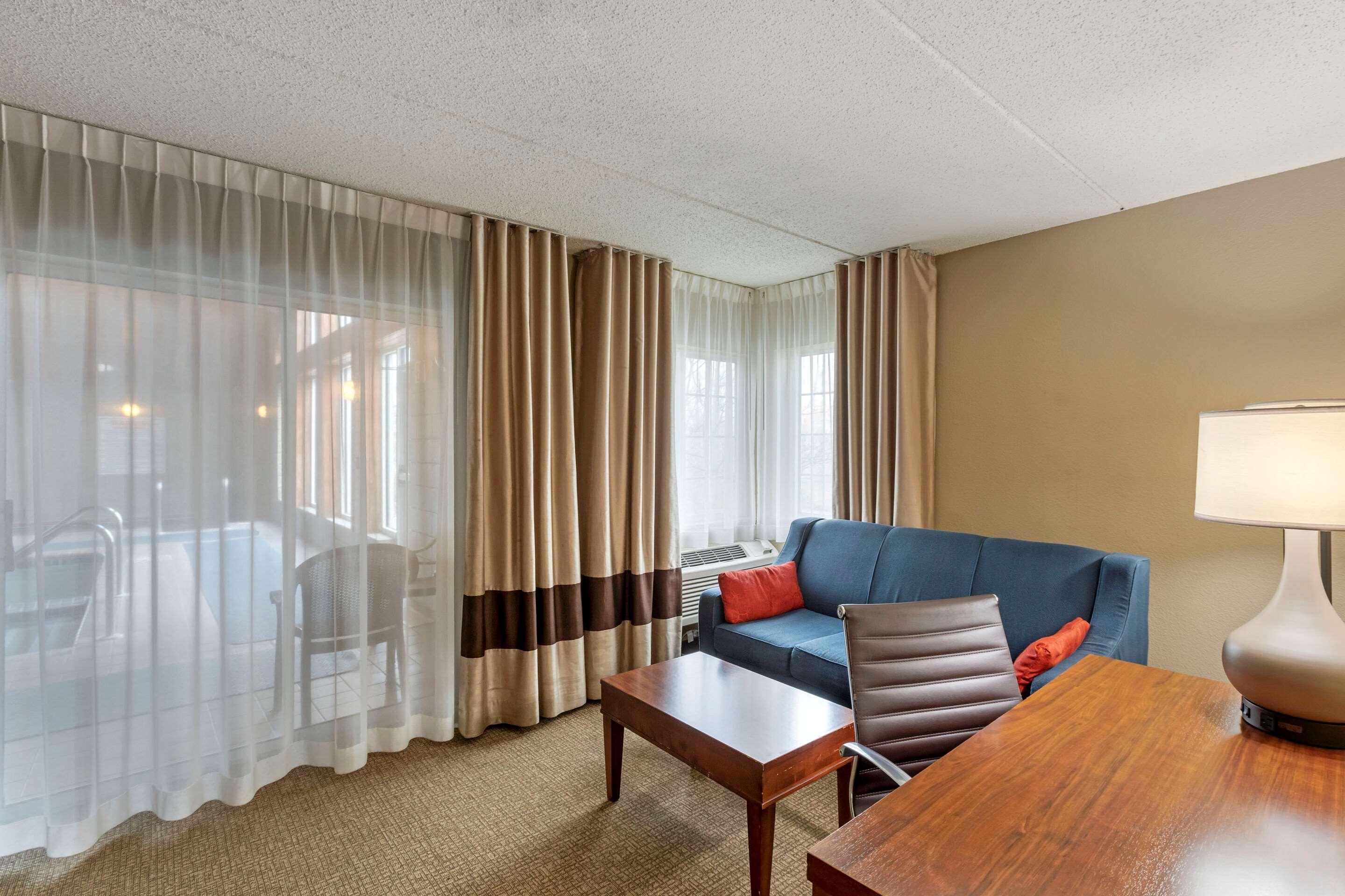 Comfort Inn&Suites Jackson - West Bend Exterior foto